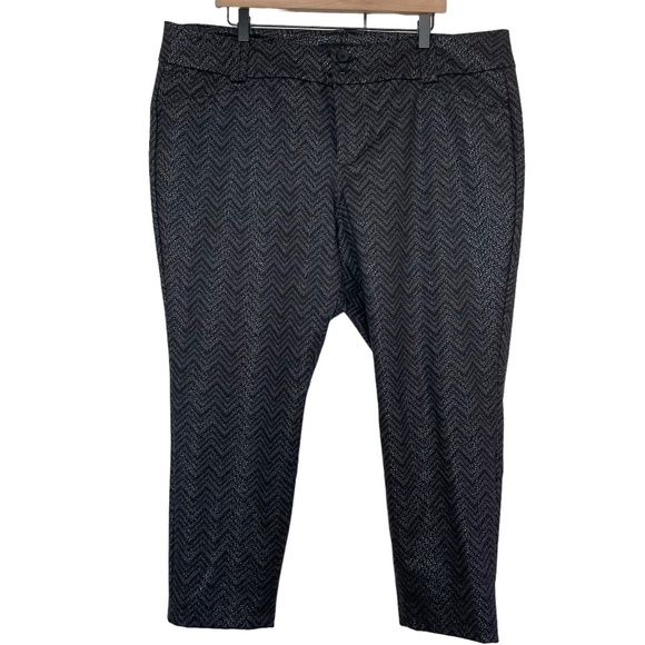 Torrid Women's Size 22R Ponte Stretch Ankle Skinny Pant-Grey Chevron Sparkle - Picture 14 of 14